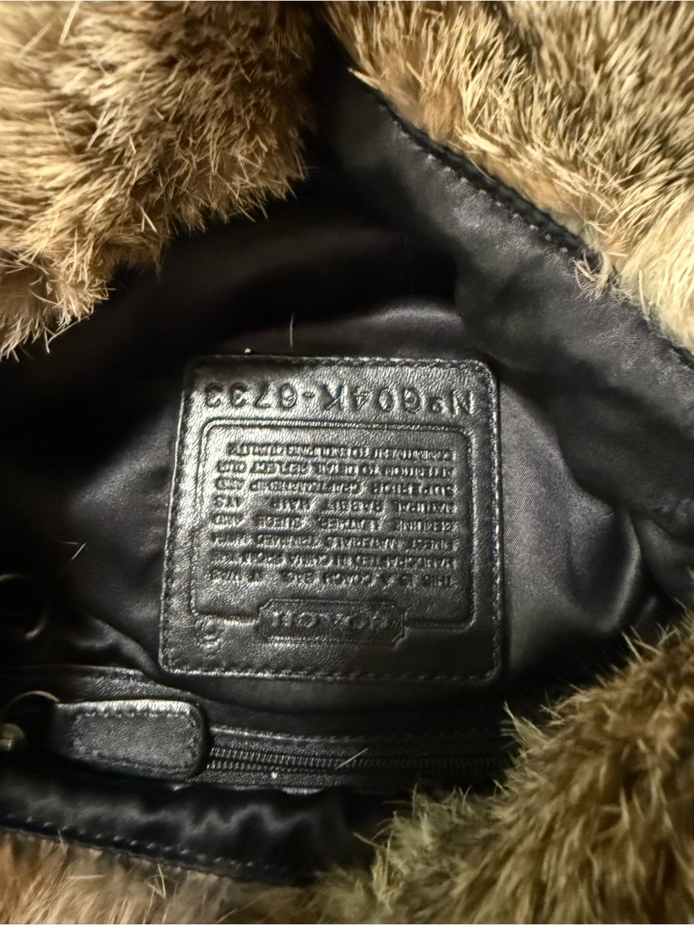 Coach Signature Quilted Fur Trim Hobo Shoulder Bag Black Nylon Leather - Picture 7 of 7